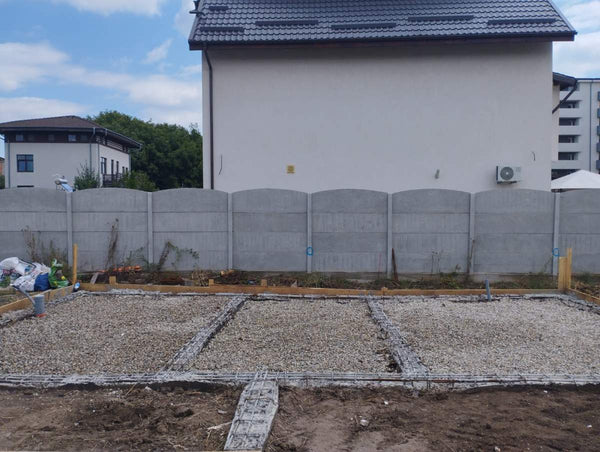 Cofrare turnare grinzi si compactare pamant si balast fundatie