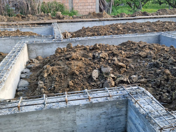 Decofrare grinzi umplutura fundatie si armare placa proiect casa cu etaj