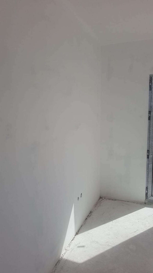 Gletuire pereti interiori si tavane strat amorsa si vinarom casa Saftica