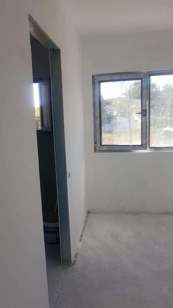 Gletuire pereti interiori si tavane strat amorsa si vinarom casa Saftica