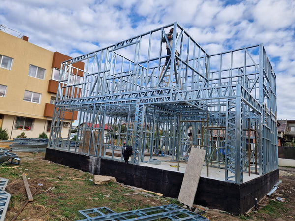 Montaj etaj structura metalica usoara proiect de casa P+1E