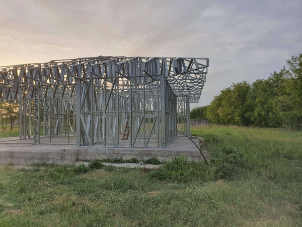 Montaj ferme metalice acoperis proiect de casa in Snagov 320 mp