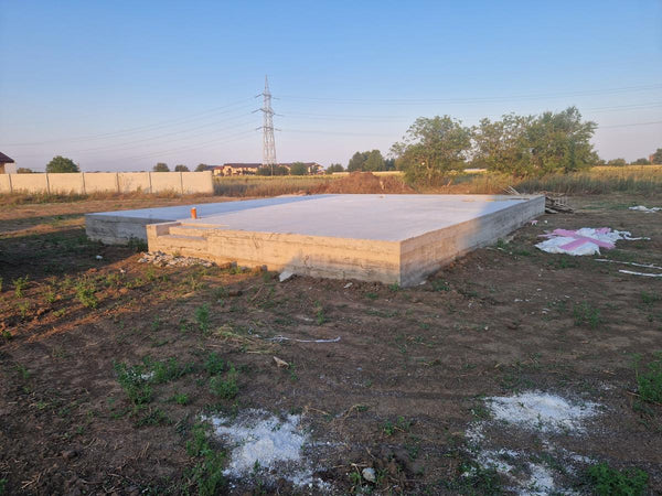 Montaj in derulare structura metalica pentru 2 case parter de 122mp