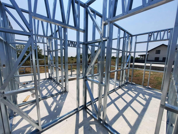 Montaj in derulare structura metalica pentru 2 case parter de 122mp