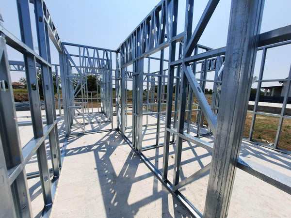 Montaj in derulare structura metalica pentru 2 case parter de 122mp