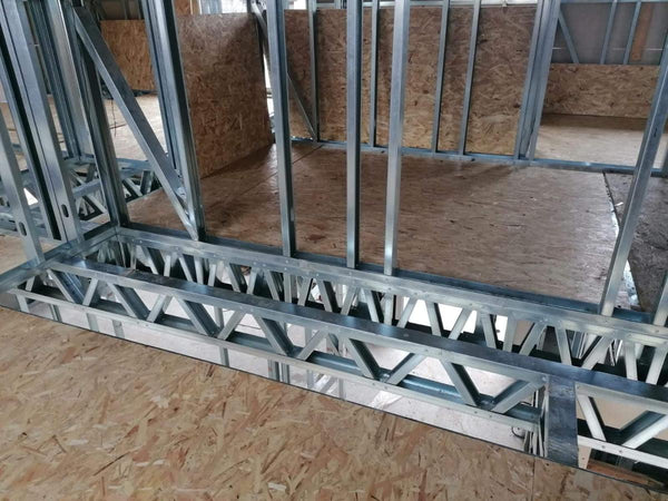 Montaj placi OSB pentru constructie planseu etaj casa metalica