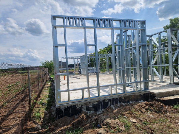 Montaj structura metalica casa parter model 130-093 in Snagov