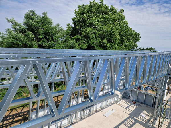 Montaj structura metalica casa parter model 130-093 in Snagov