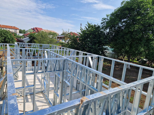 Montaj structura metalica casa parter model 130-093 in Snagov