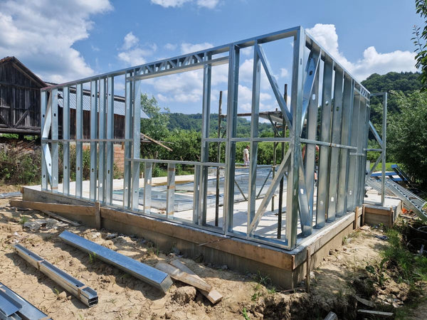 Montaj structura metalica proiect de casa cu etaj 206 mp