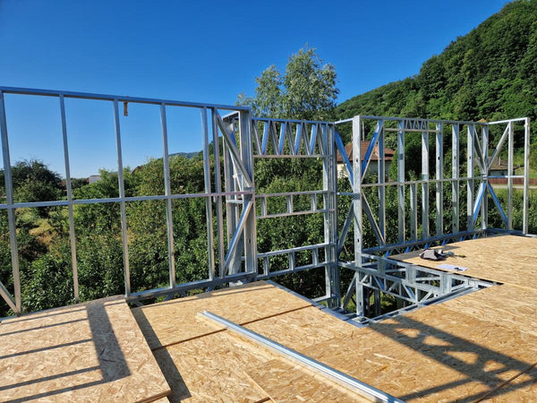 Montaj structura metalica proiect de casa cu etaj 206 mp