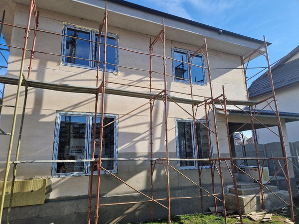 Montaj tamplarie casa si termoizolatie exterioara din vata bazaltica