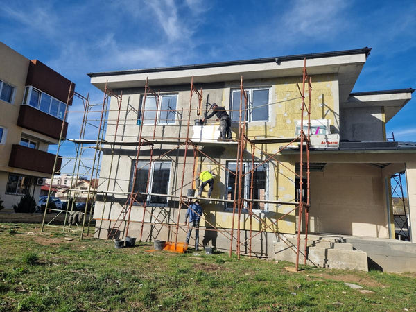 Montaj tamplarie casa si termoizolatie exterioara din vata bazaltica