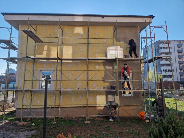 Montaj tamplarie casa si termoizolatie exterioara din vata bazaltica