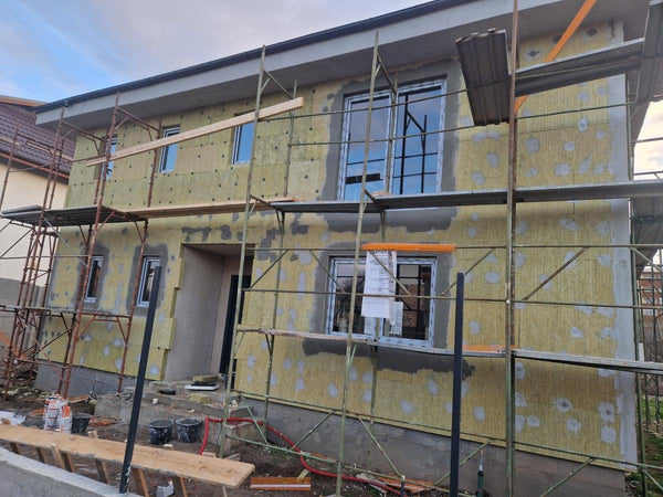 Montaj tamplarie casa si termoizolatie exterioara din vata bazaltica