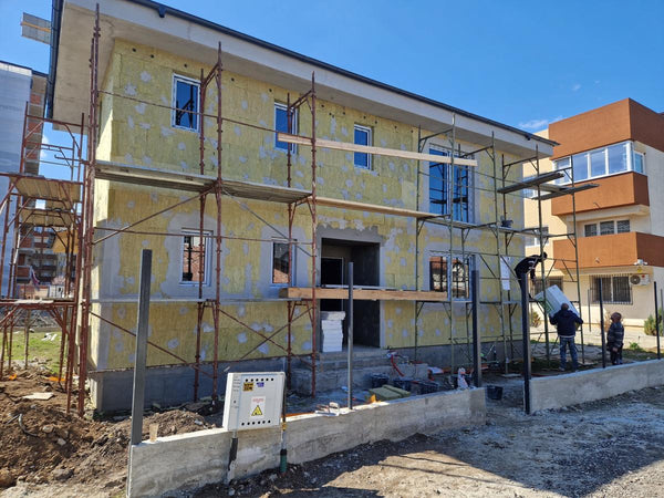 Montaj tamplarie casa si termoizolatie exterioara din vata bazaltica