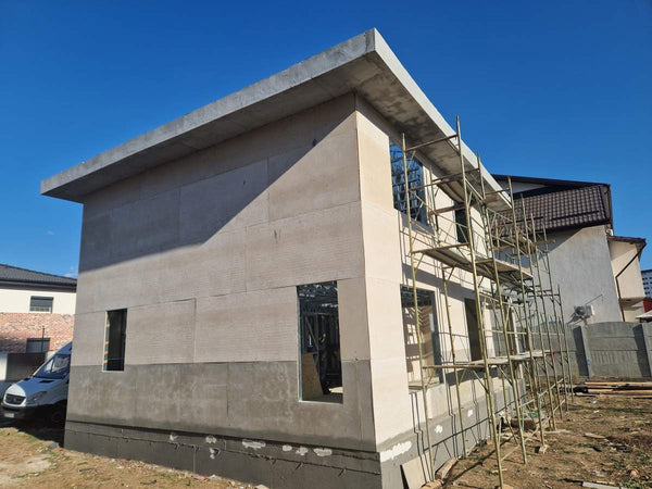 Placari exterioare pereti cu fibrociment si acoperis cu osb casa cu etaj