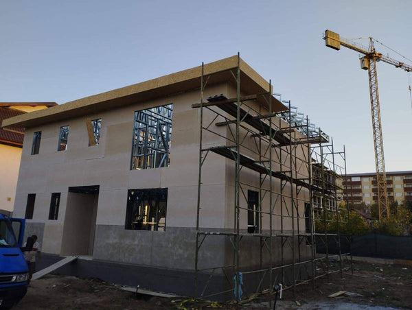 Placari exterioare pereti cu fibrociment si acoperis cu osb casa cu etaj