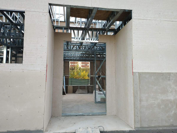 Placari exterioare pereti cu fibrociment si acoperis cu osb casa cu etaj