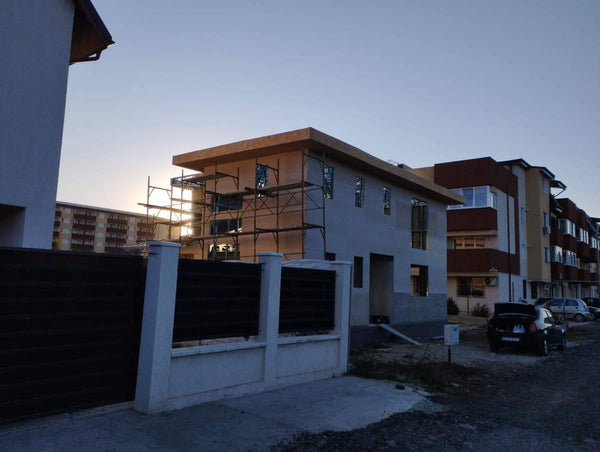 Placari exterioare pereti cu fibrociment si acoperis cu osb casa cu etaj