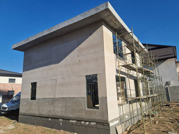 Placari exterioare pereti cu fibrociment si acoperis cu osb casa cu etaj