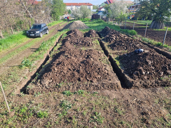 Sapatura mecanizata si turnare talpa fundatie casa 130 mp Ilfov Snagov