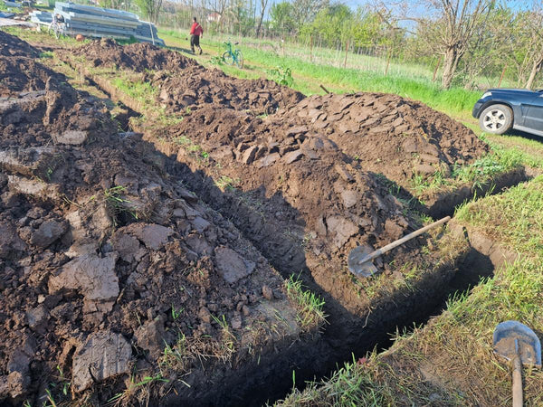 Sapatura mecanizata si turnare talpa fundatie casa 130 mp Ilfov Snagov