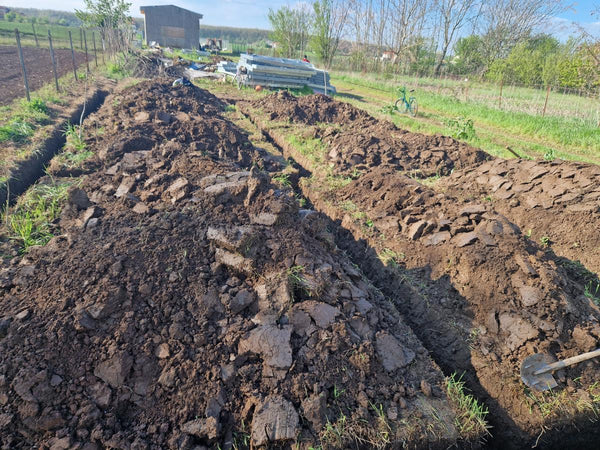 Sapatura mecanizata si turnare talpa fundatie casa 130 mp Ilfov Snagov