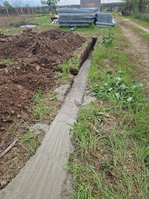 Sapatura mecanizata si turnare talpa fundatie casa 130 mp Ilfov Snagov