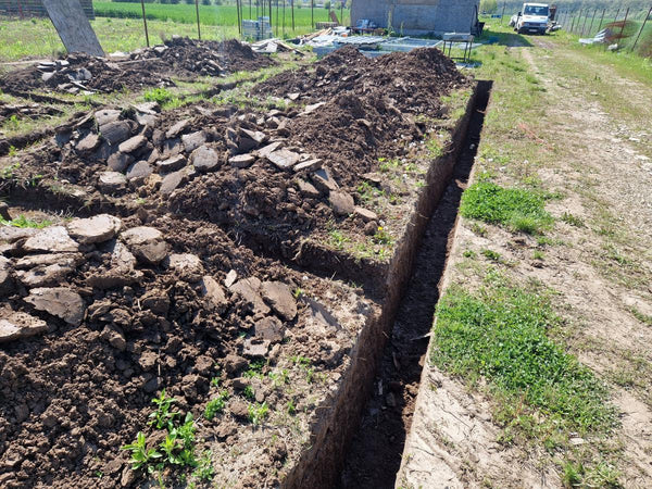 Sapatura mecanizata si turnare talpa fundatie casa 130 mp Ilfov Snagov