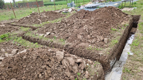 Sapatura mecanizata si turnare talpa fundatie casa 130 mp Ilfov Snagov