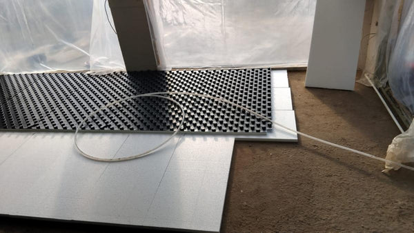 Incalzire in pardoseala si turnare sapa constructie casa parter