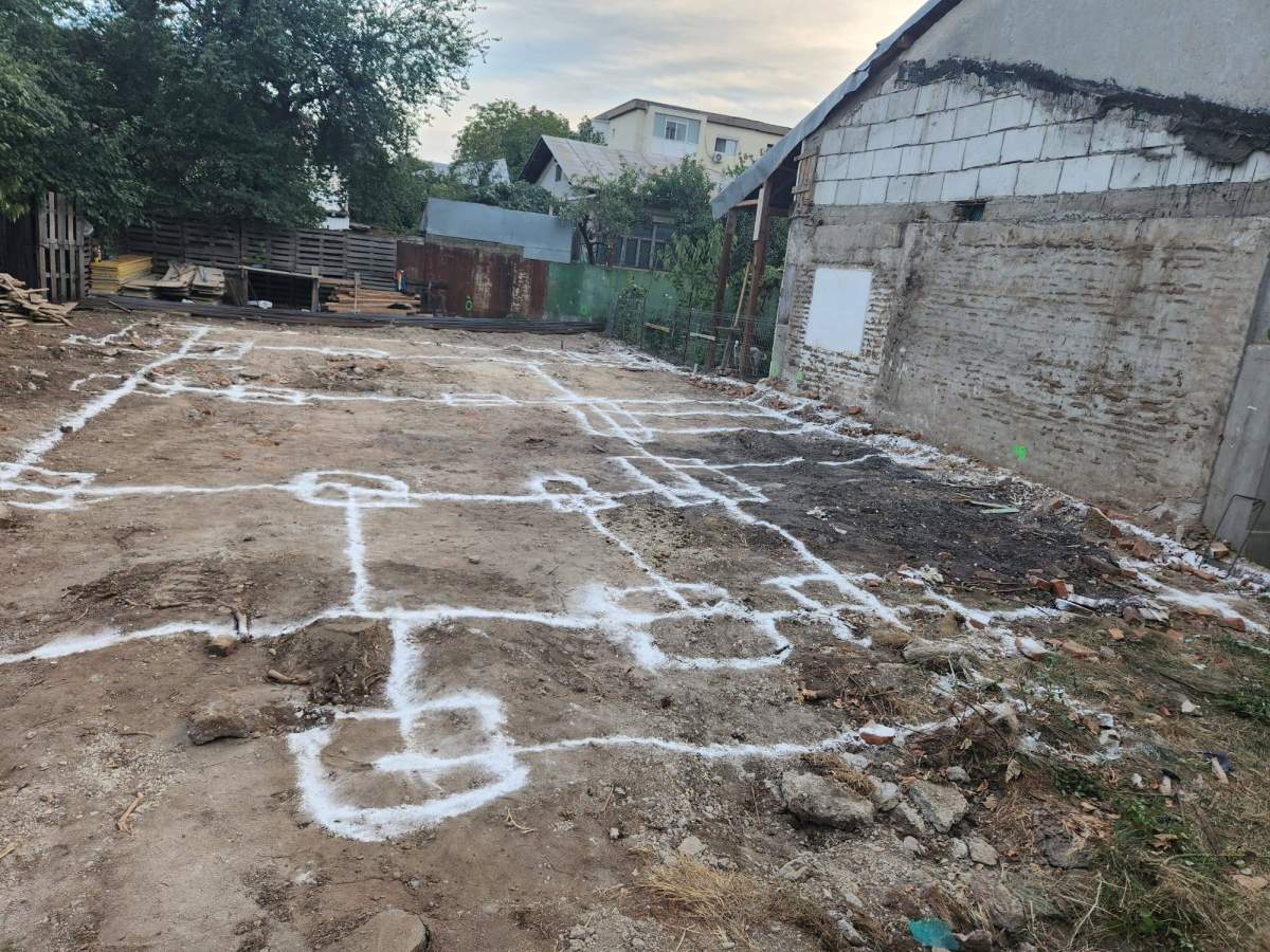 Trasare sapatura si turnare beton in santuri casa cu etaj Bucuresti