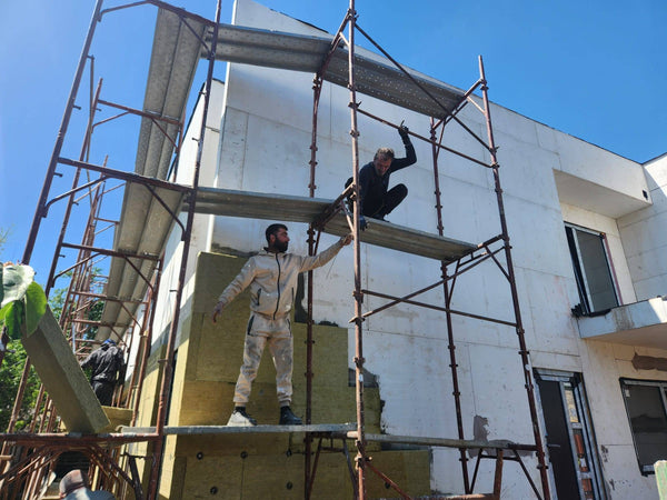 Montaj termosistem vata bazaltica si masa de spaclu casa cu etaj