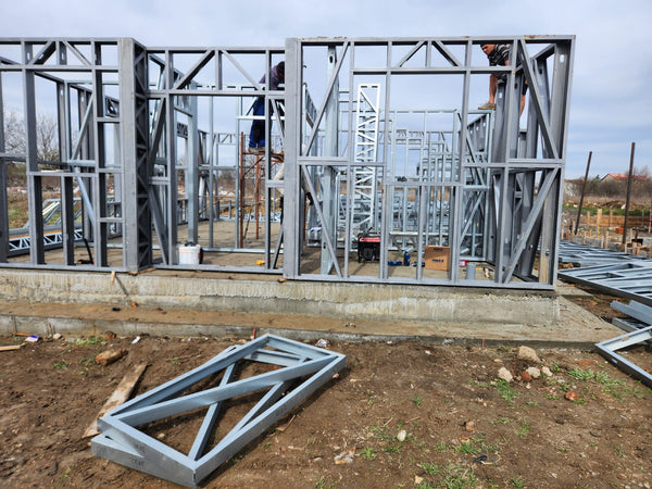 Montaj schelet metalic casa P+E in Bucuresti sector 6