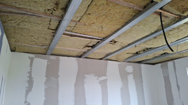 Izolatie termica si fonica a tavanelor cu vata minerala constructie cu etaj