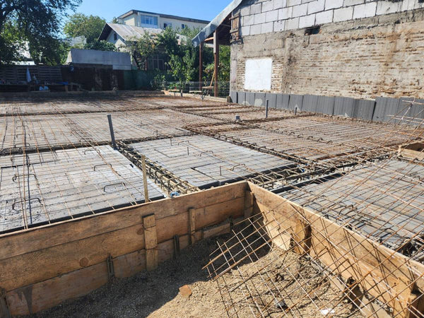 Termoizolatie polistiren extrudat si armare placa fundatie constructie metalica