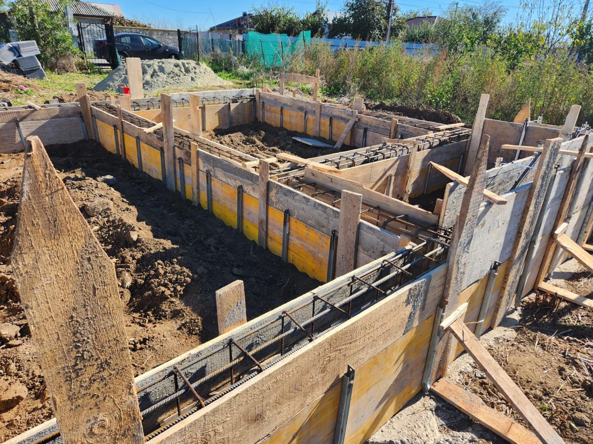 Trasare fundatie cofrare armare turnare grinzi casa parter Cernica