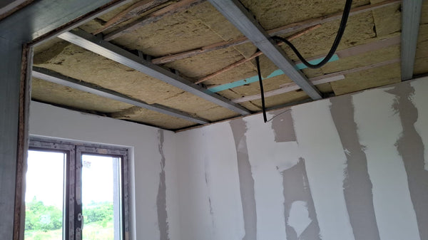 Izolatie termica si fonica a tavanelor cu vata minerala constructie cu etaj