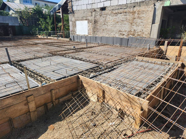 Termoizolatie polistiren extrudat si armare placa fundatie constructie metalica