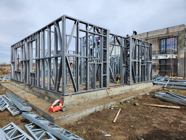 Montaj schelet metalic casa P+E in Bucuresti sector 6