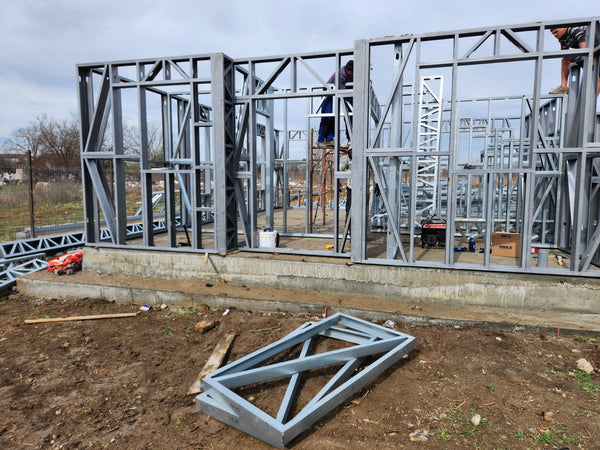 Montaj schelet metalic casa P+E in Bucuresti sector 6