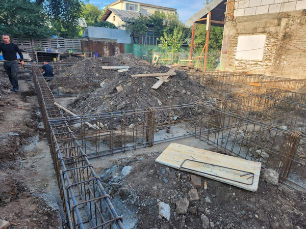 Trasare sapatura si turnare beton in santuri casa cu etaj Bucuresti