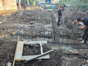 Trasare sapatura si turnare beton in santuri casa cu etaj Bucuresti thumbnail