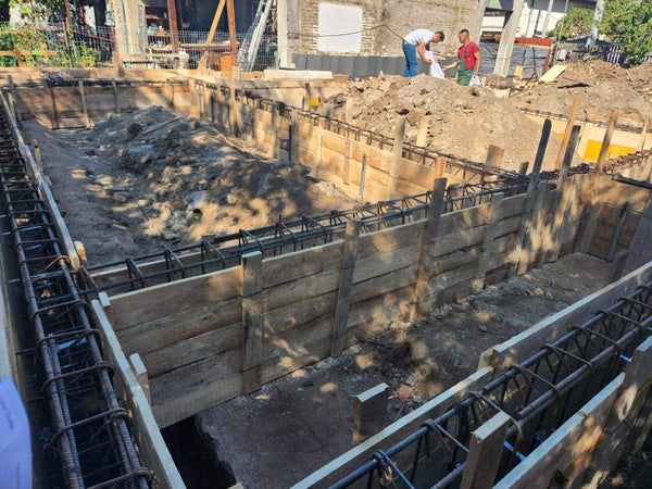 Lucrari de cofrare si montare grinzi fundatie santier in sector 6