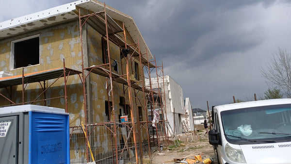Lucrari termoizolatie din vata bazaltica pentru constructie casa Bucuresti
