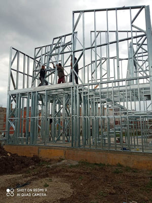 Montaj etaj casa structura metalica de 115 mp in Berceni thumbnail