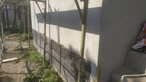Aplicare adeziv si masa de spaclu casa structura metalica parter thumbnail