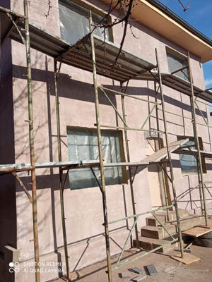 Aplicare plasa din fibra de sticla adeziv si masa de spaclu casa in Snagov thumbnail