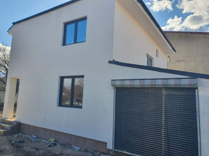 Aplicare amorsa si vinarom casa pe structura metalica thumbnail